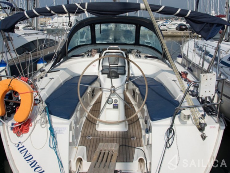 Bavaria 38 Cruiser - Yacht Charter Sailica