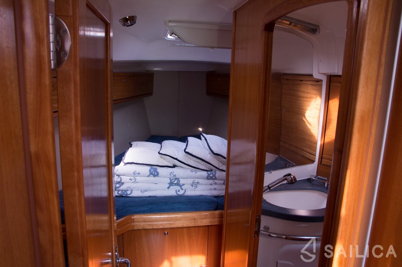 Bavaria 38 Cruiser - Yacht Charter Sailica
