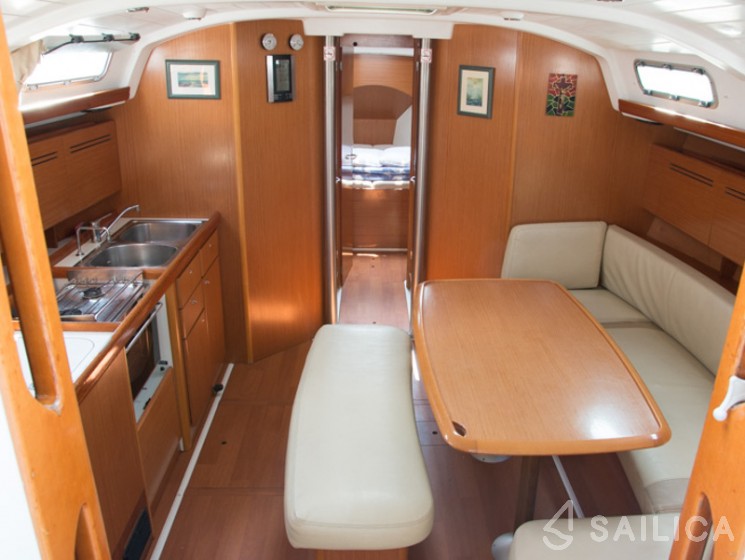 Cyclades 43.4 - Yacht Charter Sailica