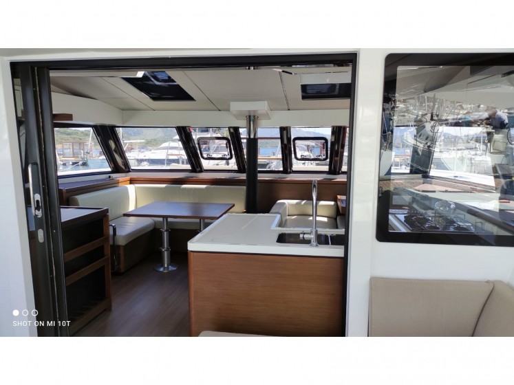 Nautitech 46 Fly - Yacht Charter Sailica