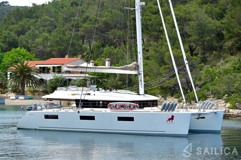 Lagoon 620 - Yacht Charter Sailica
