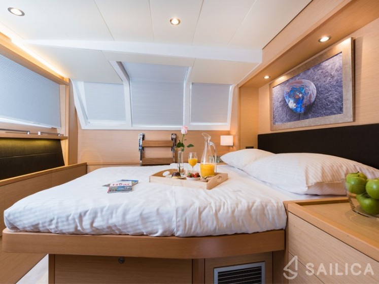 Lagoon 620 - Yacht Charter Sailica