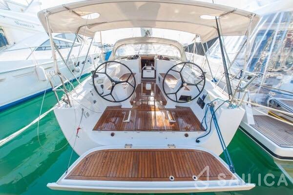 Hanse 400 - Yacht Charter Sailica