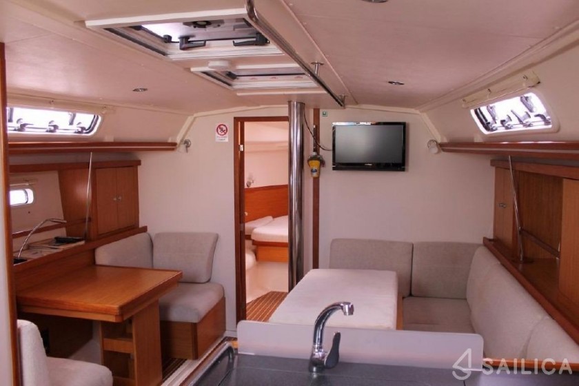 Hanse 400 - Yacht Charter Sailica