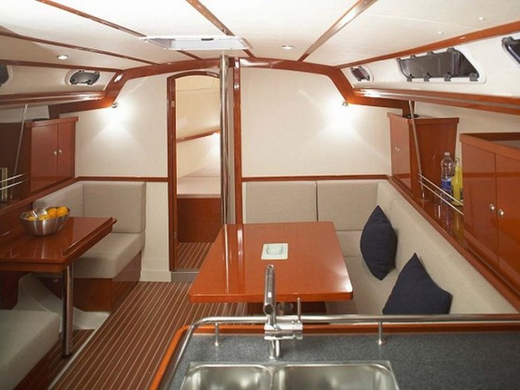 Hanse 400 - Yacht Charter Sailica