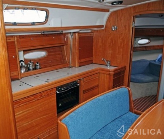 Bavaria 39 Cruiser - Yacht Charter Sailica