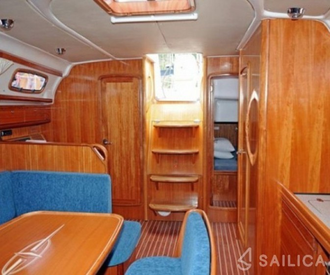 Bavaria 39 Cruiser - Yacht Charter Sailica