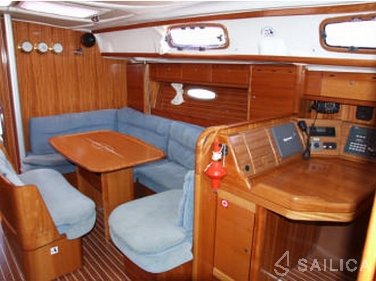 Bavaria 39 Cruiser - Yacht Charter Sailica