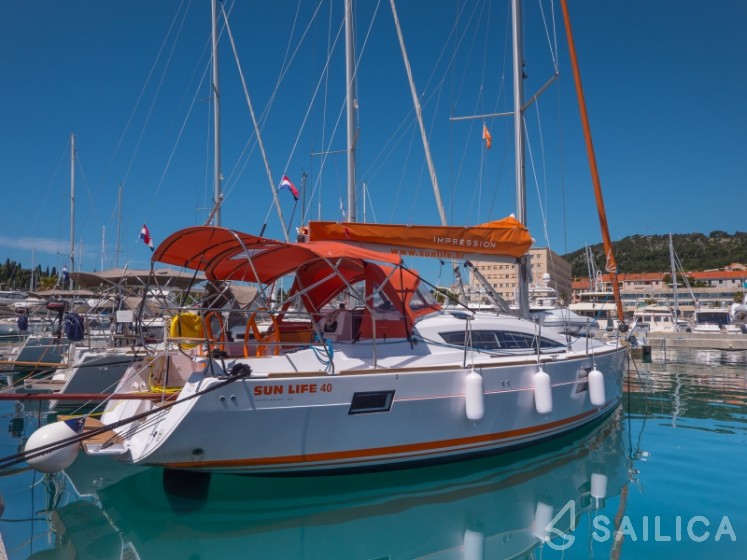 Elan 40 Impression - Yacht Charter Sailica