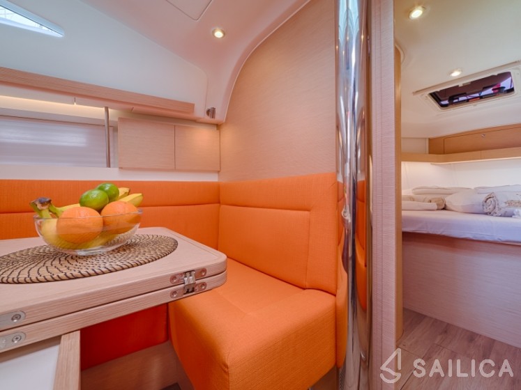 Elan 40 Impression - Yacht Charter Sailica