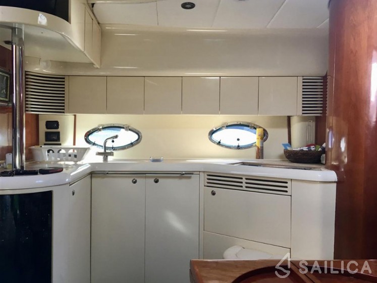 Targa 48 - Yacht Charter Sailica