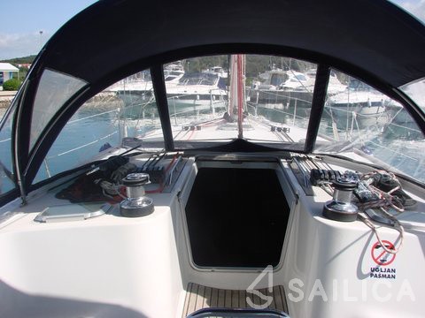 Sun Odyssey 45 - Yacht Charter Sailica