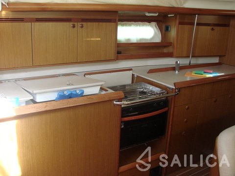 Sun Odyssey 45 - Yacht Charter Sailica
