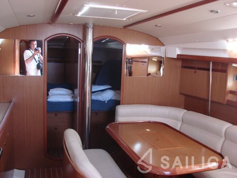 Sun Odyssey 45 - Yacht Charter Sailica