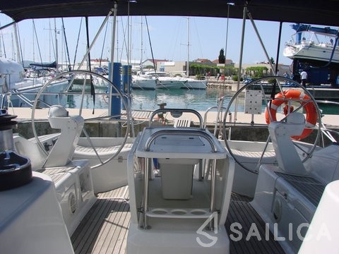 Sun Odyssey 45 - Yacht Charter Sailica