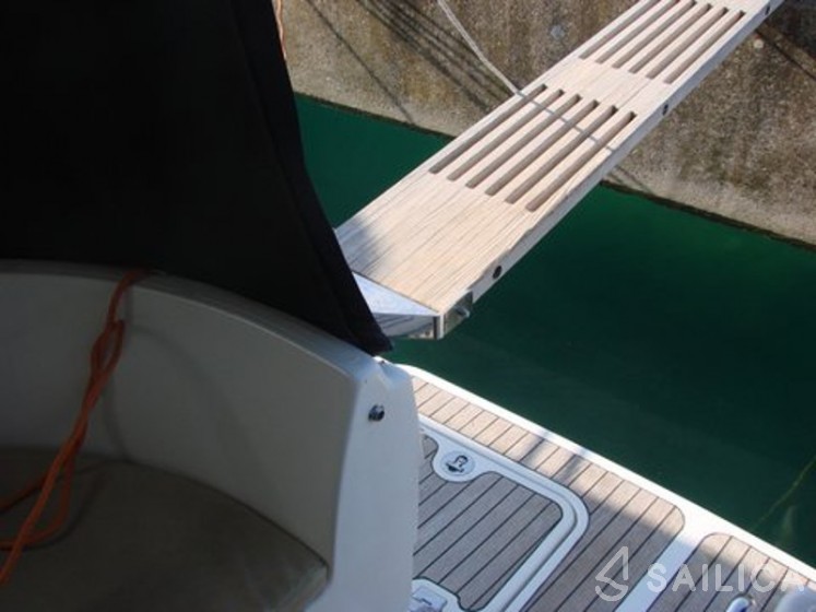 Adria 1002 - Yacht Charter Sailica