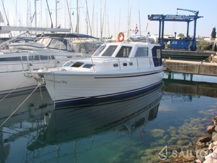 Adria 1002 - Yacht Charter Sailica