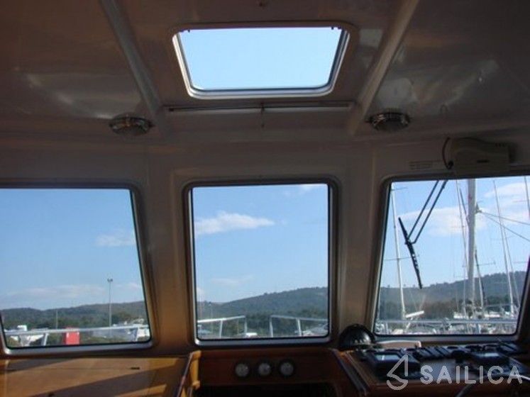 Adria 1002 - Yacht Charter Sailica