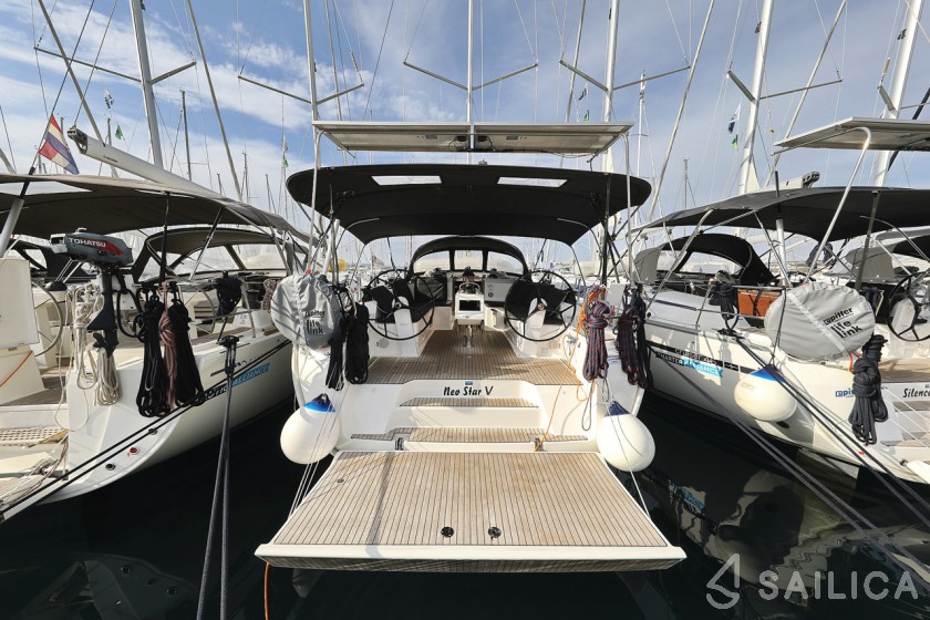 Bavaria 46 Cruiser - Yacht Charter Sailica