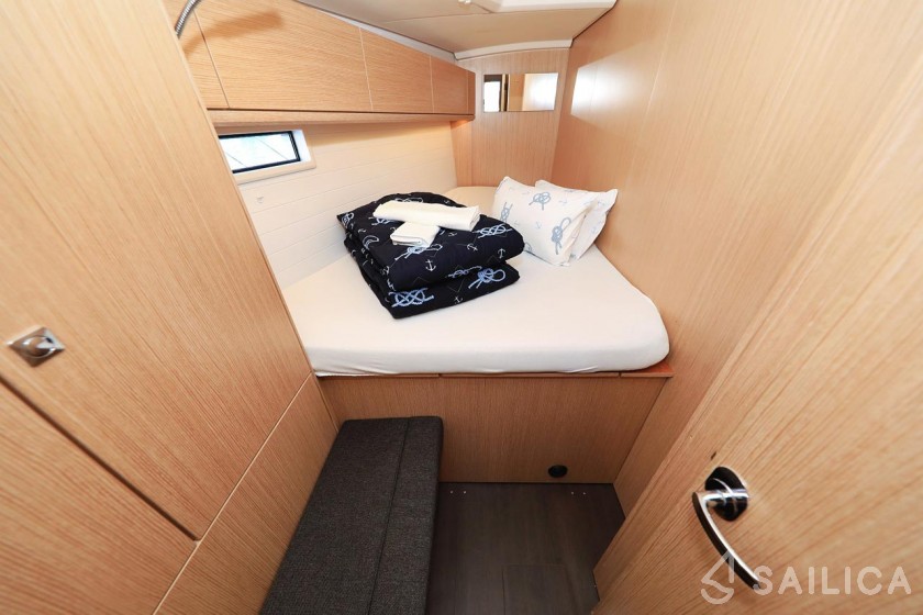 Bavaria 46 Cruiser - Yacht Charter Sailica