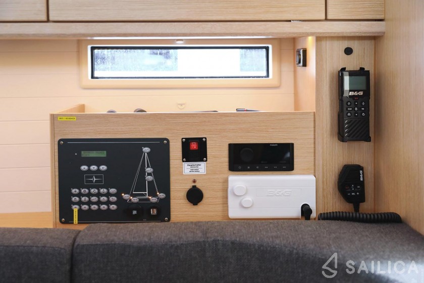Bavaria 46 Cruiser - Yacht Charter Sailica