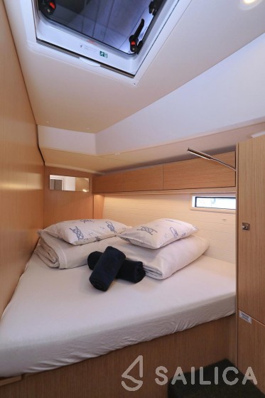Bavaria 46 Cruiser - Yacht Charter Sailica