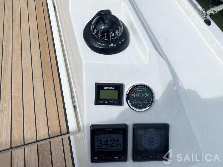 Bavaria C42 - Yacht Charter Sailica