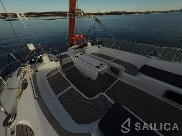 Sun Odyssey 54DS - Yacht Charter Sailica
