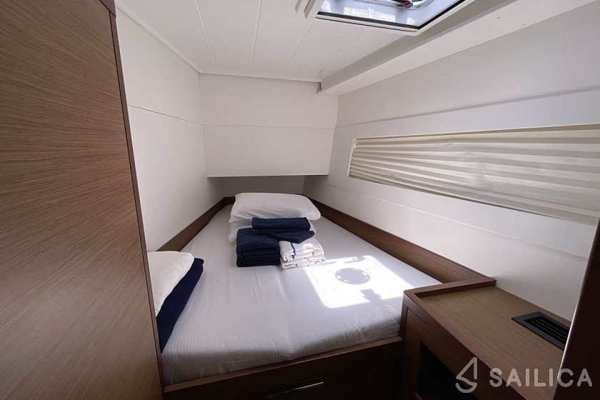 Lagoon 40 - Yacht Charter Sailica