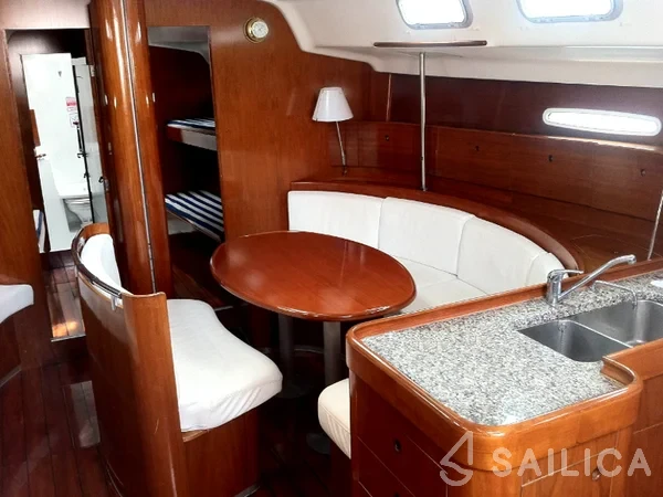 First 47.7 - Yacht Charter Sailica