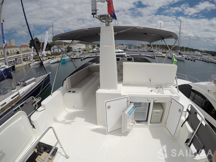 Swift Trawler 47 - Yacht Charter Sailica