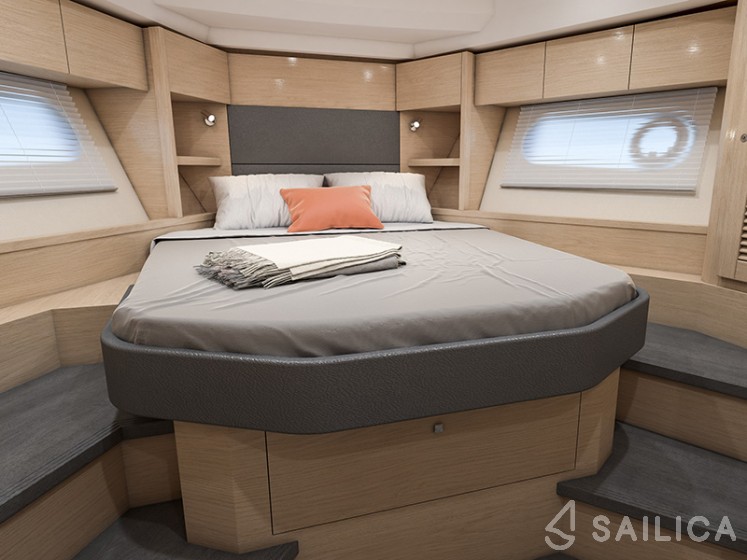 Swift Trawler 47 - Yacht Charter Sailica