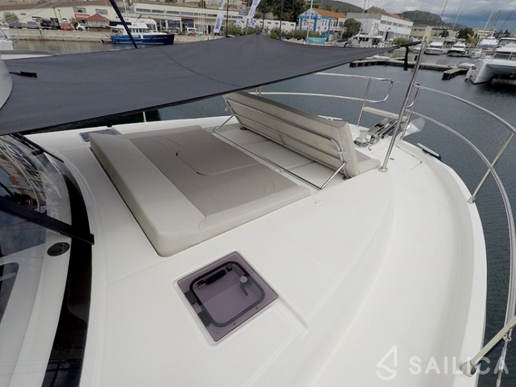 Swift Trawler 47 - Yacht Charter Sailica