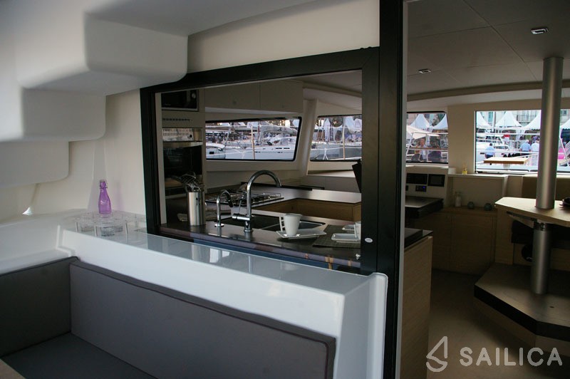 Bali 4.5 - Yacht Charter Sailica
