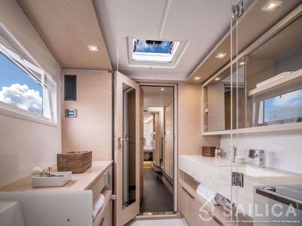 Lagoon 46  - Yacht Charter Sailica