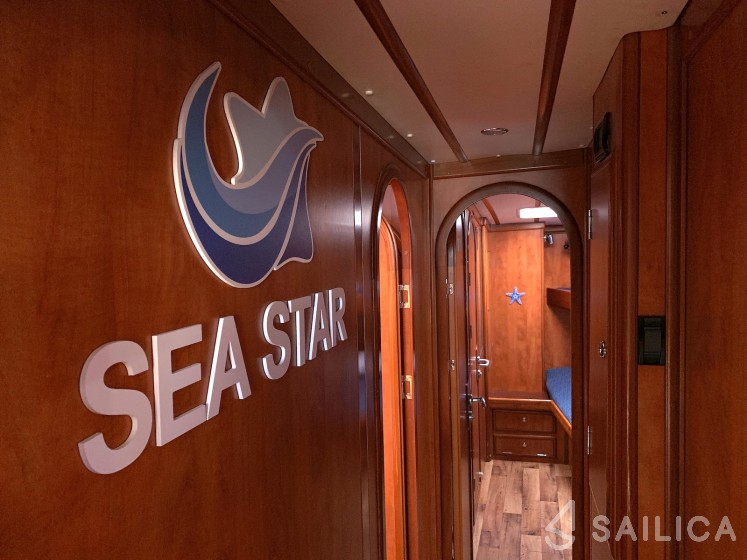 Ocean Star 56.1 - Yacht Charter Sailica