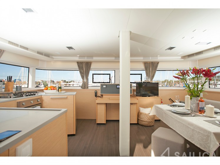 Lagoon 52F - Yacht Charter Sailica