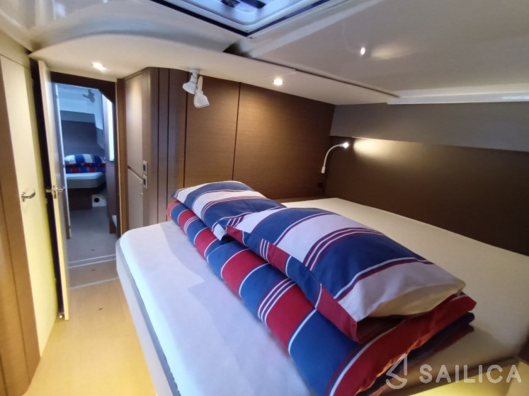 Bali Catspace - Yacht Charter Sailica