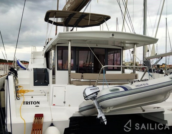 Bali 4.6 - Yacht Charter Sailica