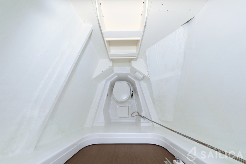 Bali 4.6 - Yacht Charter Sailica