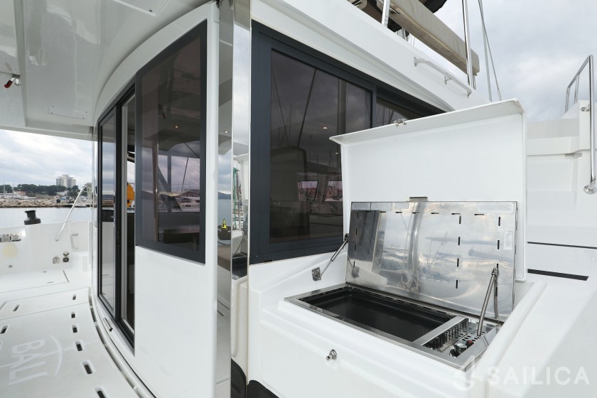 Bali 4.6 - Yacht Charter Sailica