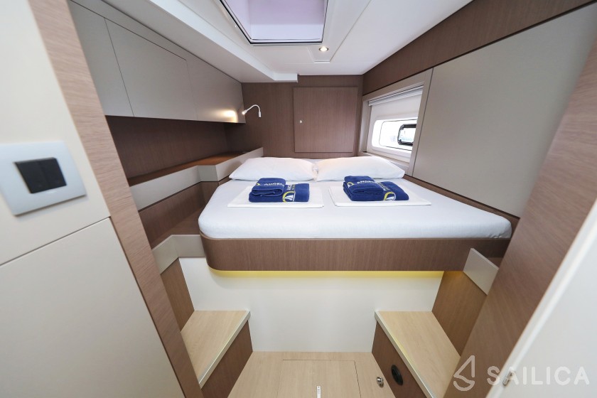 Bali 4.6 - Yacht Charter Sailica