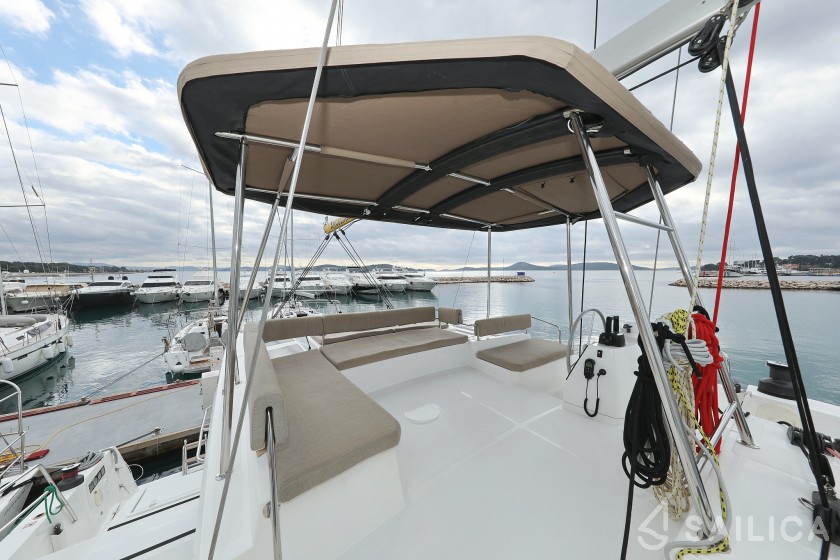Bali 4.6 - Yacht Charter Sailica