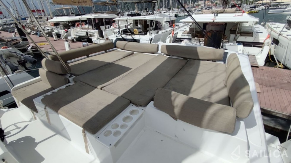Bali Catspace - Yacht Charter Sailica