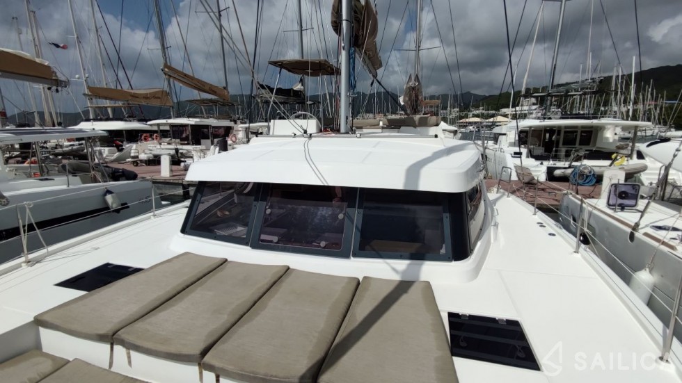 Bali Catspace - Yacht Charter Sailica