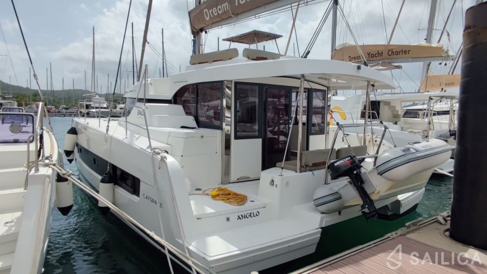 Bali Catspace - Yacht Charter Sailica