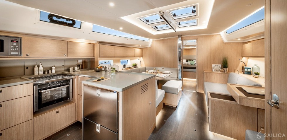 Bavaria C50 - Yacht Charter Sailica