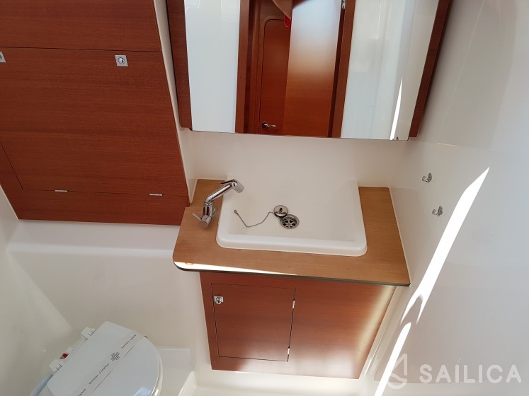 Dufour 460 Grand Large - Yacht Charter Sailica