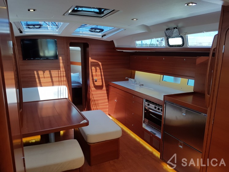 Dufour 460 Grand Large - Yacht Charter Sailica