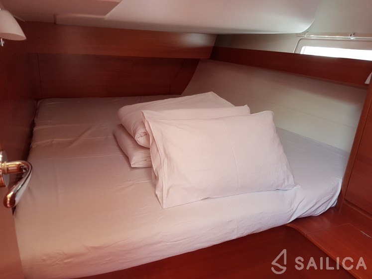 Dufour 460 Grand Large - Yacht Charter Sailica